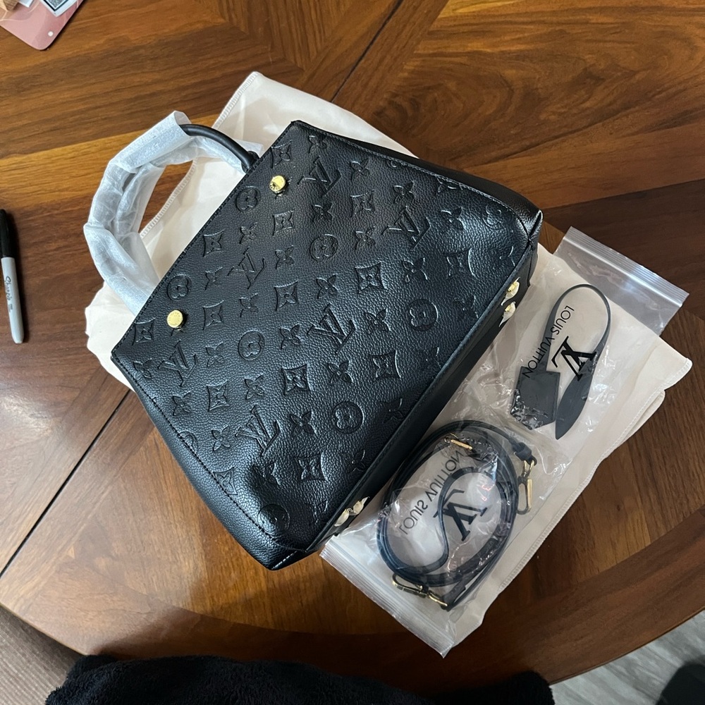 Source Unknown Black Embossed Crossbody Satchel H… - image 7